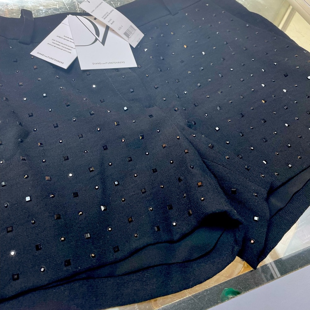Dianne Von Furstenberg Crystal Shorts Black size 4
